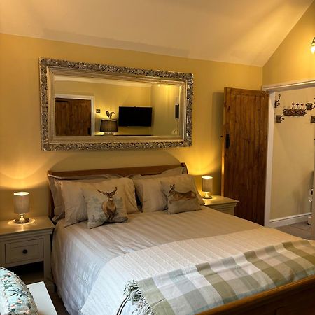 Mulberry House Farm Mulberry Lodge Chippenham  Zewnętrze zdjęcie